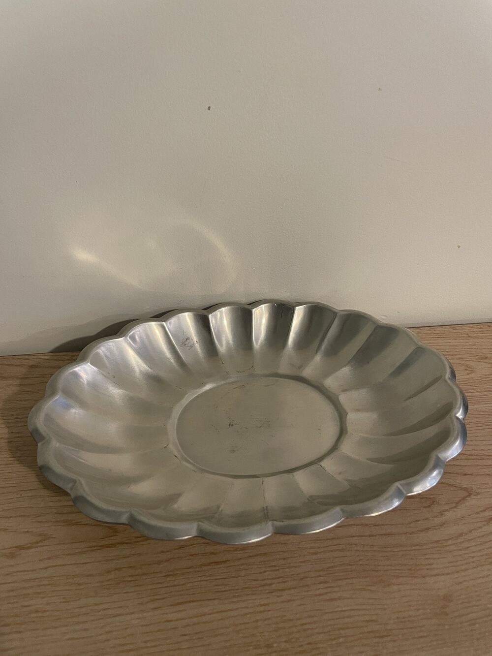 VTG Reed & Barton Pewter P313 Scalloped Edge Decorative Bowl Dish 10.75” x 8”